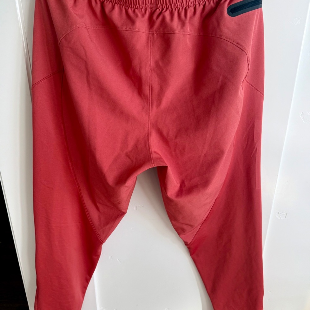 Under Armour Unstoppable Hybrid Pant University of Utah Utes Joggers - Picture 8 of 10